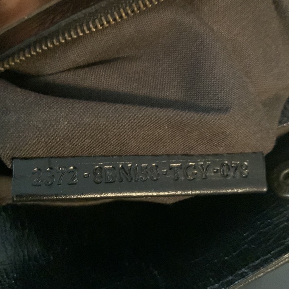 Fendi black leather bag used great condition beautiful leather. - Picture 14 of 16